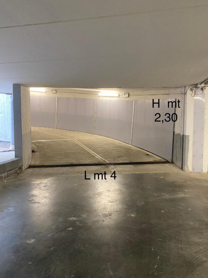 Largodoria - Viaarchivolto, Box Auto Privato Incluso Διαμέρισμα Αλμπένγκα Εξωτερικό φωτογραφία